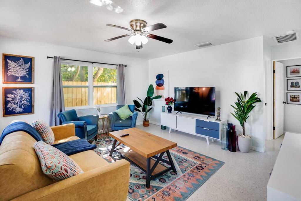 Boho Villa 10 Mins From Siesta Sarasota Bagian luar foto
