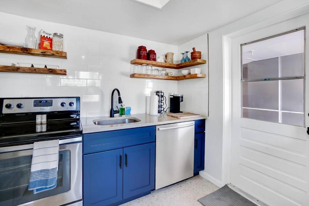Boho Villa 10 Mins From Siesta Sarasota Bagian luar foto