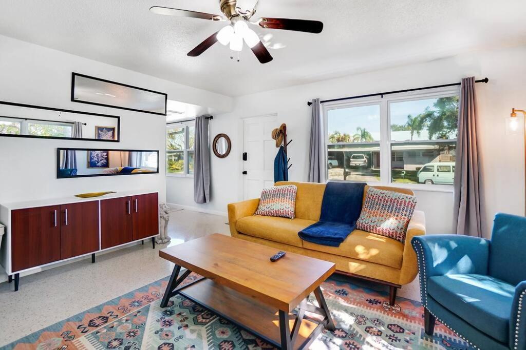 Boho Villa 10 Mins From Siesta Sarasota Bagian luar foto